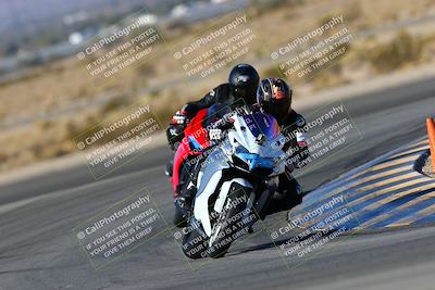 media/Jan-09-2022-SoCal Trackdays (Sun) [[2b1fec8404]]/Turn 11 (935am)/